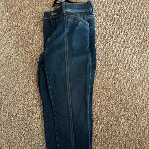 Torrid Bombshell 18 leggings